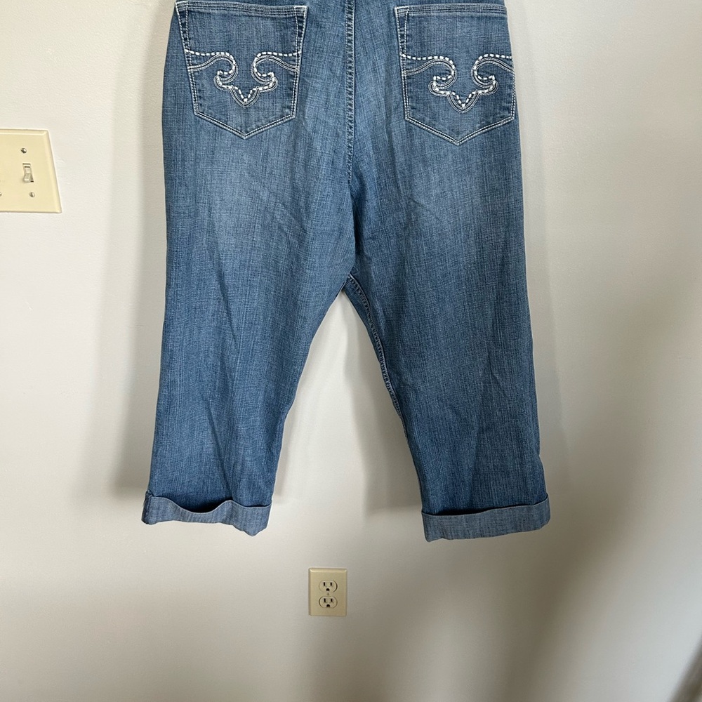 Vintage 90s Jordache cropped boyfriend jeans in size 18